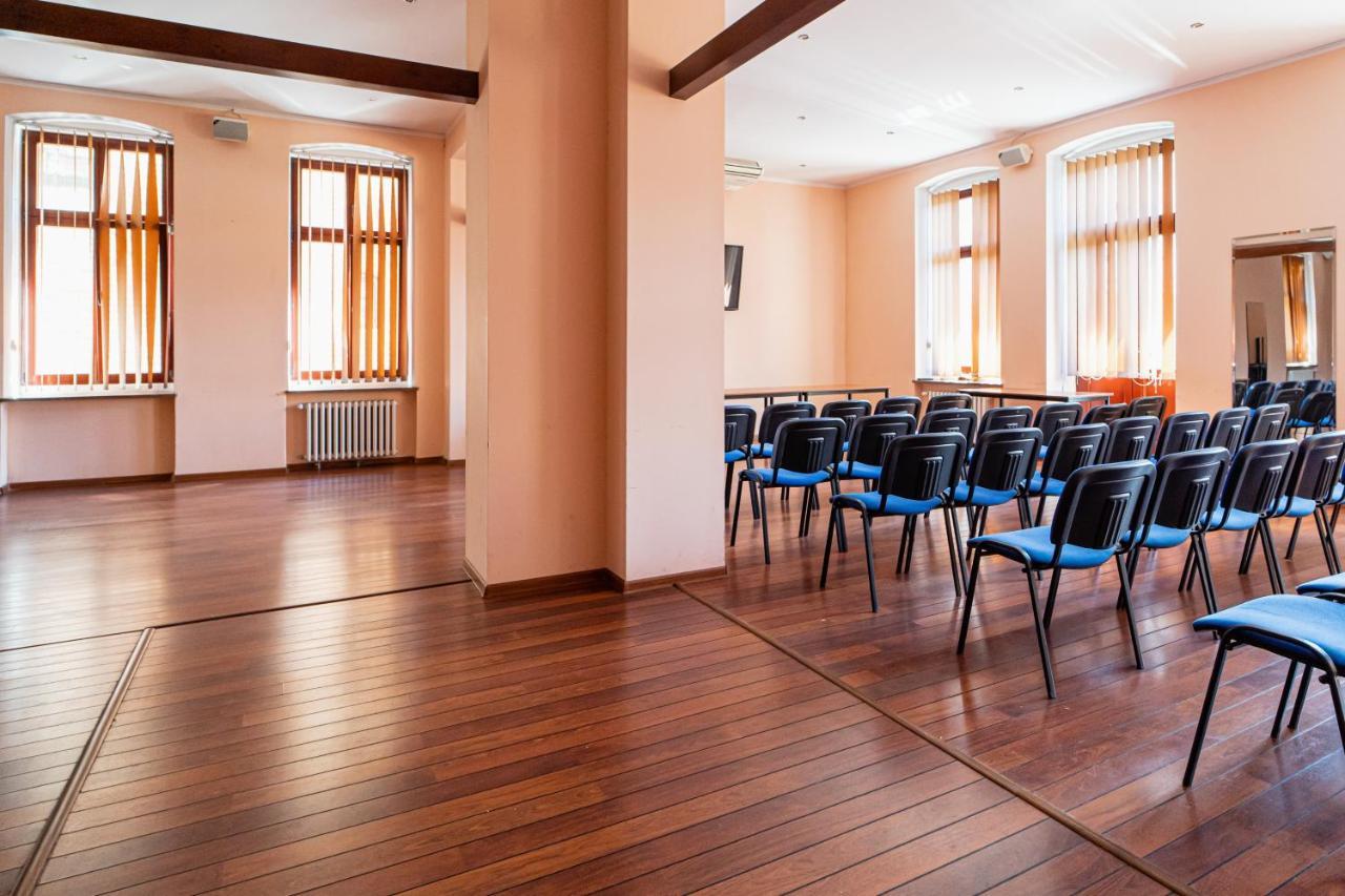 Hotel Polonia Торунь Экстерьер фото