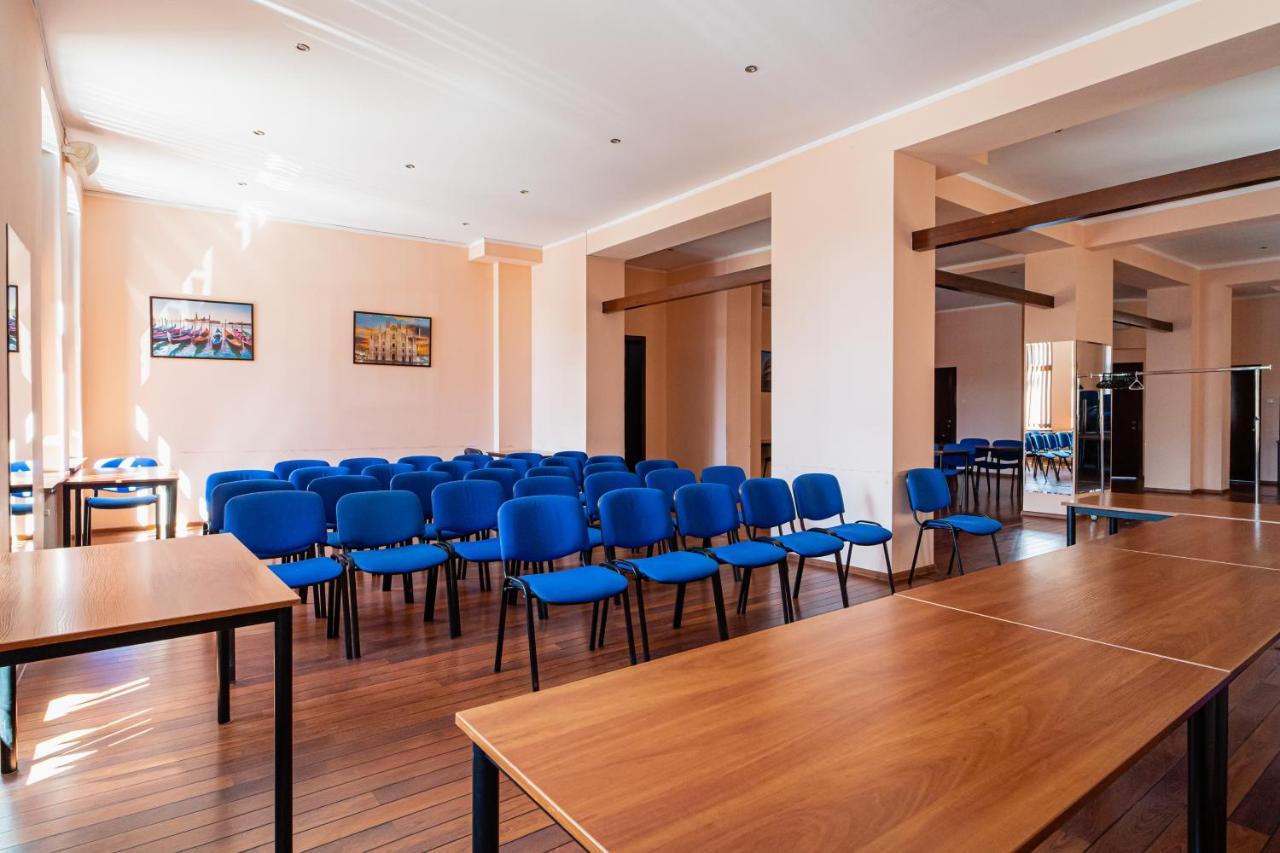 Hotel Polonia Торунь Экстерьер фото