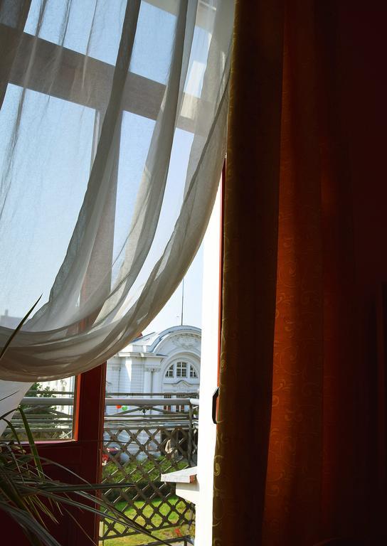 Hotel Polonia Торунь Экстерьер фото